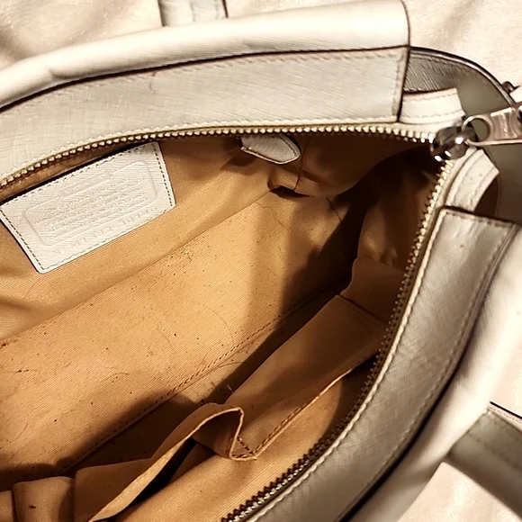 COACH white crossbody - Picture 4 of 15